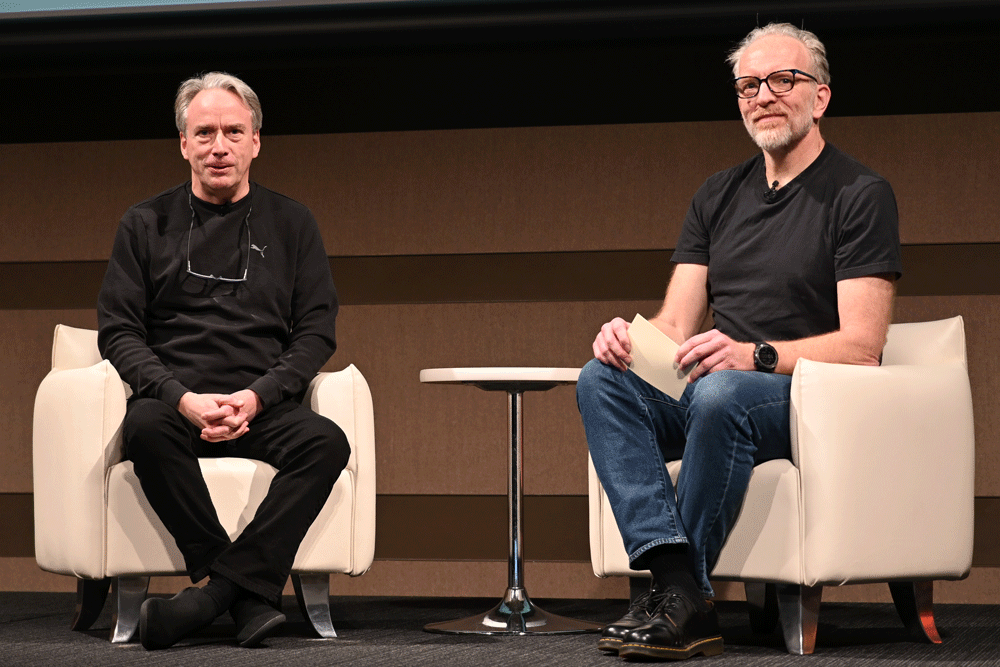 Linus Torvalds氏（左）とDirk Hohndel氏