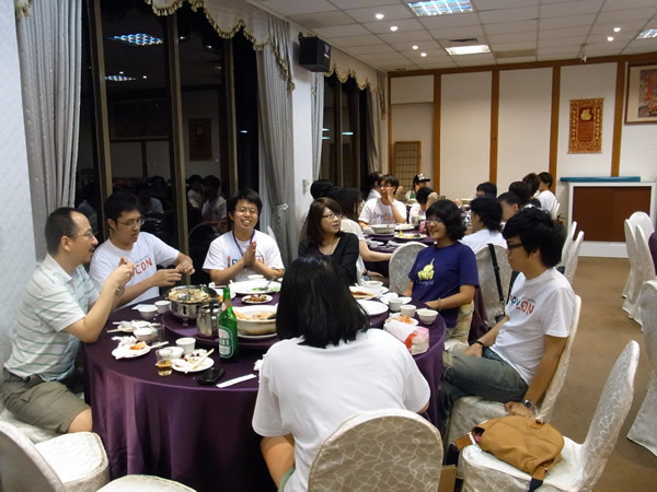 PyCon Taiwanスタッフとの会食